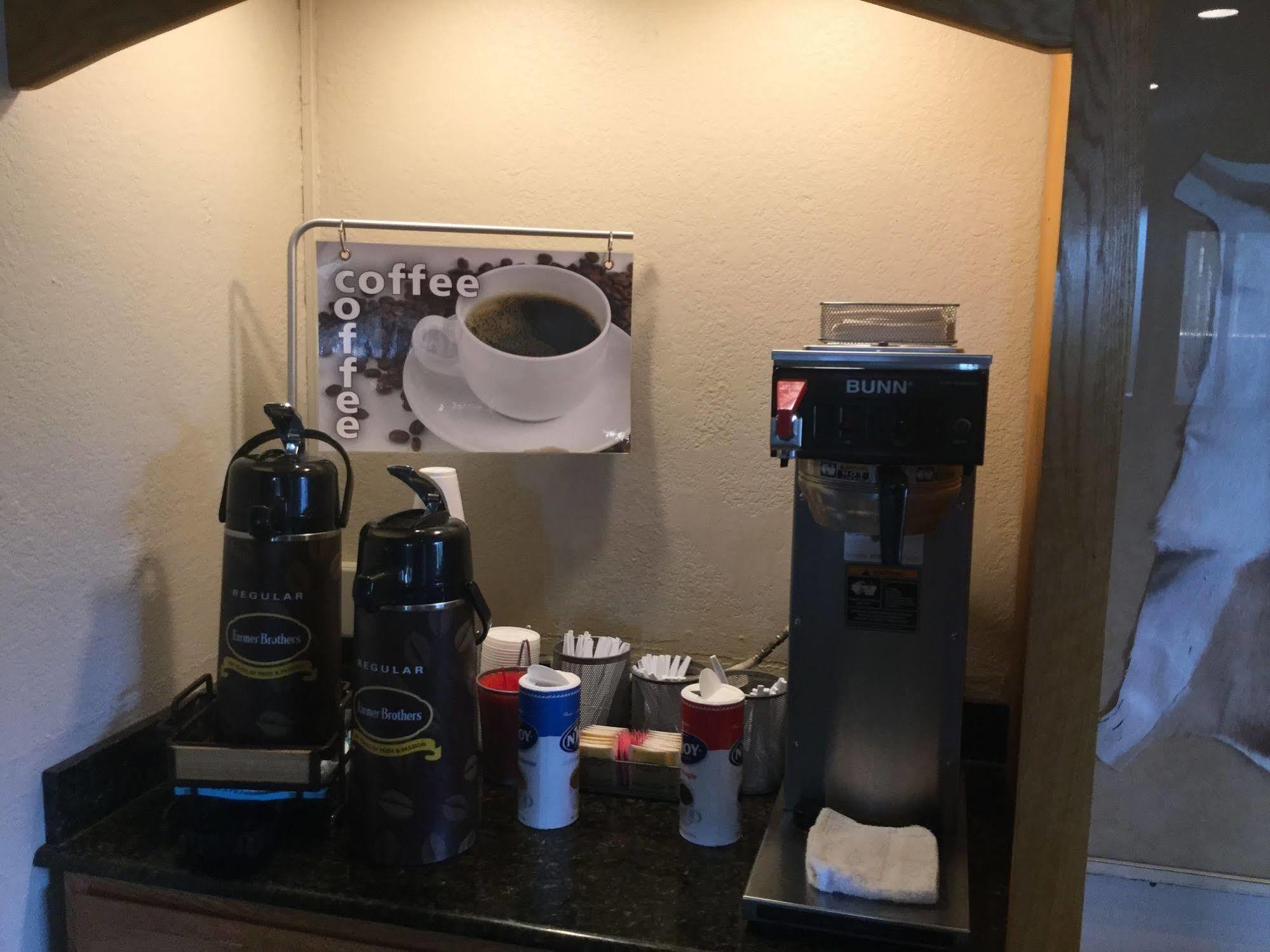 Super 8 By Wyndham Youngstown/Austintown Ngoại thất bức ảnh
